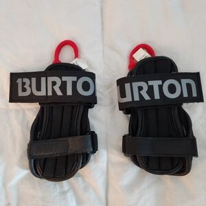 Burton youth wrist guards